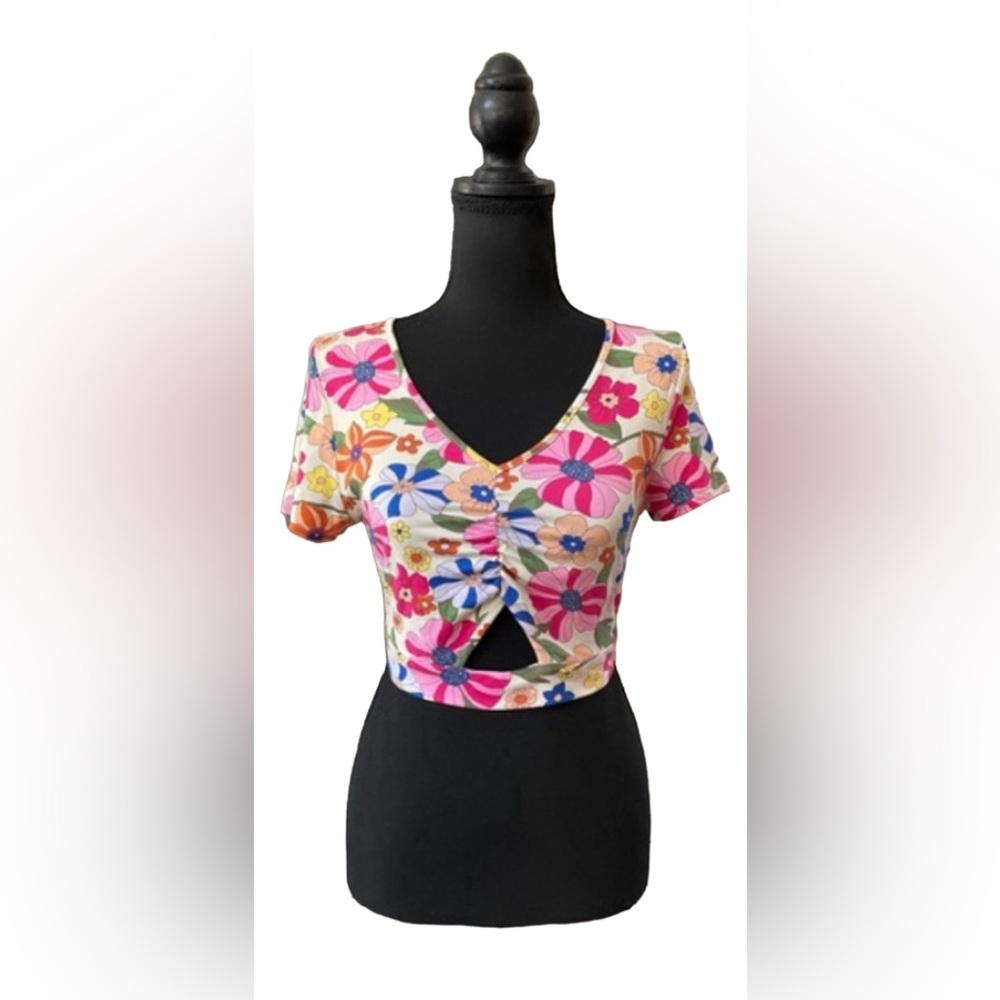Love J Julia: Floral Crop Top with Cut out at Bottom